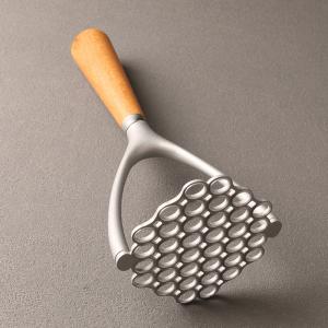 Multiple Uses Kitchen Accessories Metal Potato Masher with Wood Handle 