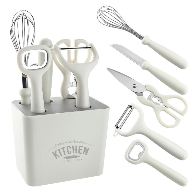 Kitchen utensils